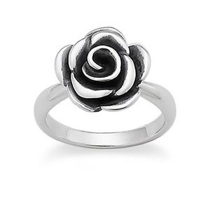 James Avery Ring Size 8 Sterling Silver Rose
